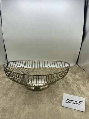 Vintage Leonard Silverplate Silver Oval Wire Bread Fruit Bowl Basket 11.75”X 7.5